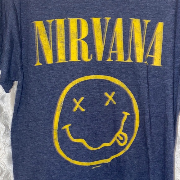NIRVANA Band Tee in Dark Blue and Gold Adult Size Medium 🔥 YB6 - Picture 2 of 4